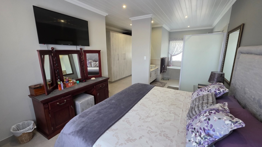 3 Bedroom Property for Sale in Island View Western Cape